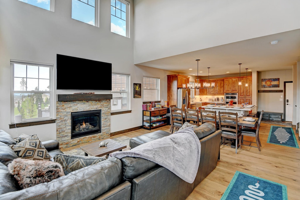 Gorgeous Open Floor Plan