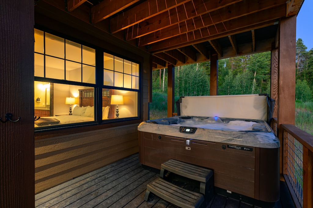 Private Hot Tub