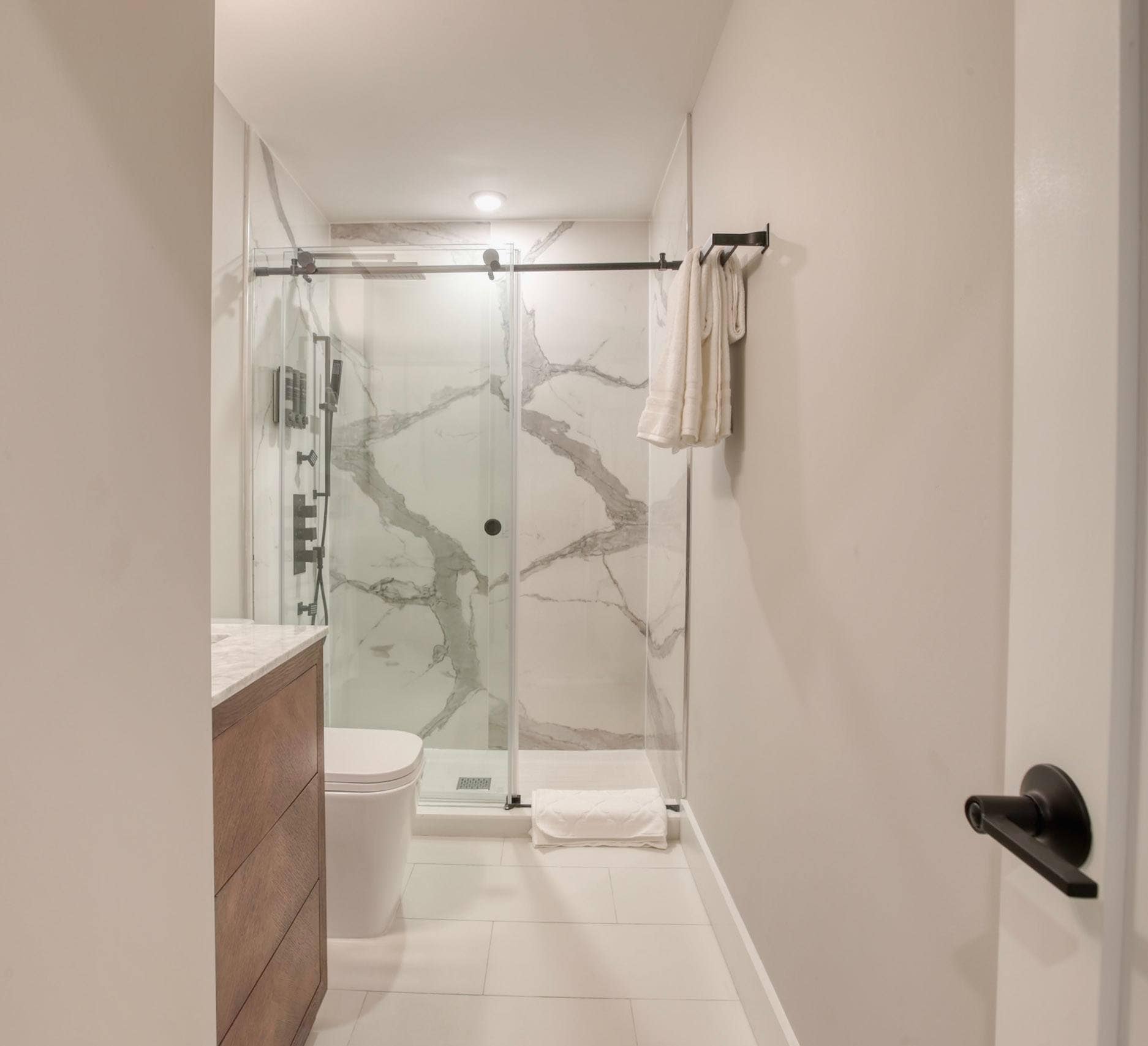 One Sky Loft | 2 Bedroom Suite, King Beds