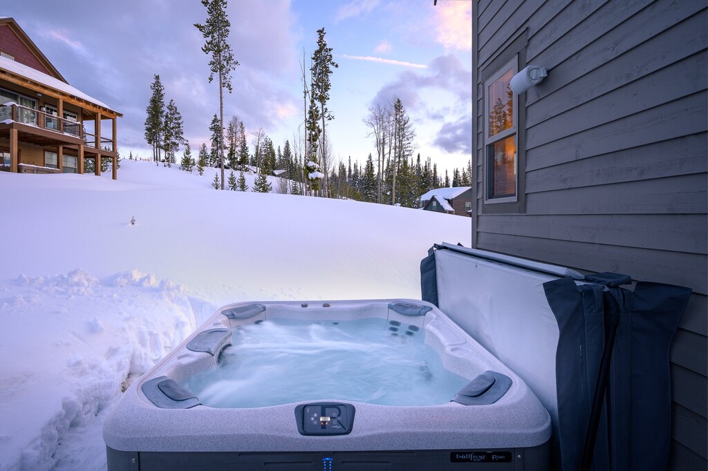 Private Hot Tub
