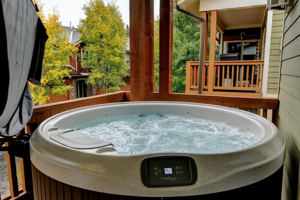 Private Hot Tub