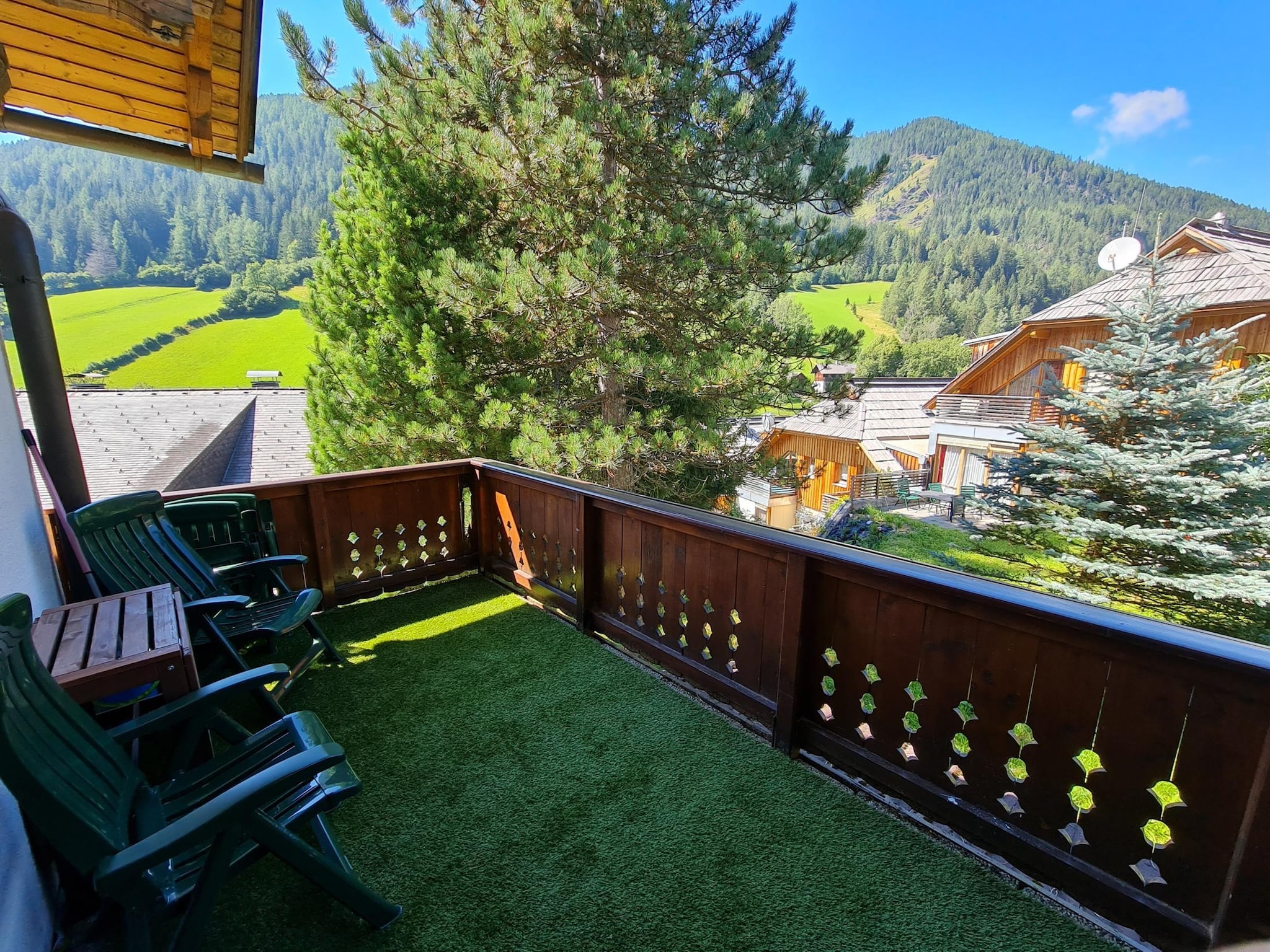 Cozy Apartment with mountain view