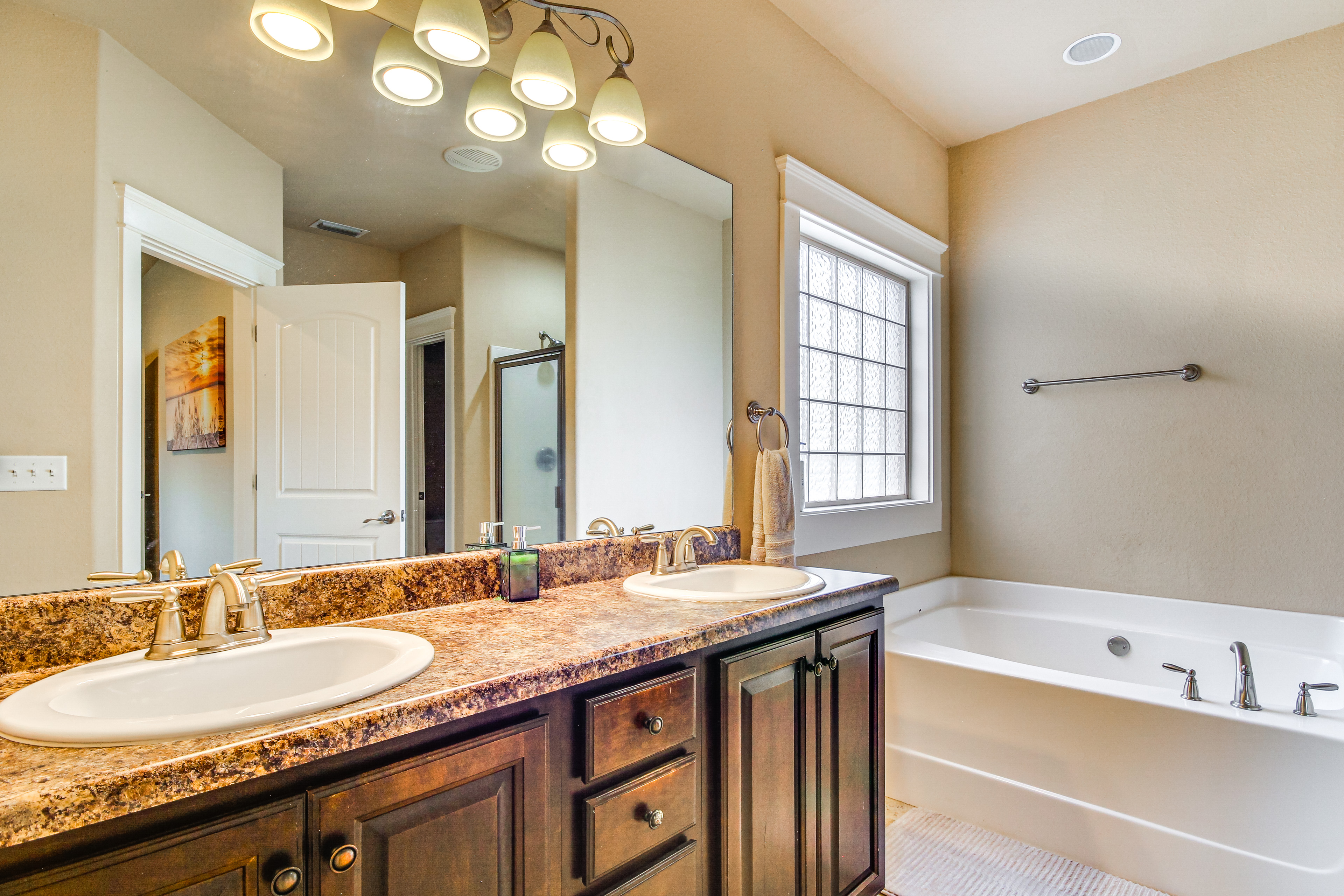 10 Mi to Gulfport Beaches: Family Home w/ Patio