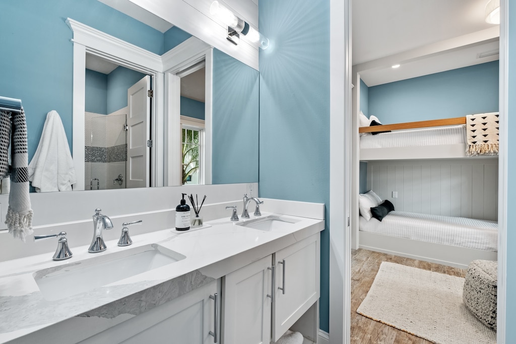 Second Bathroom, Jack and Jill