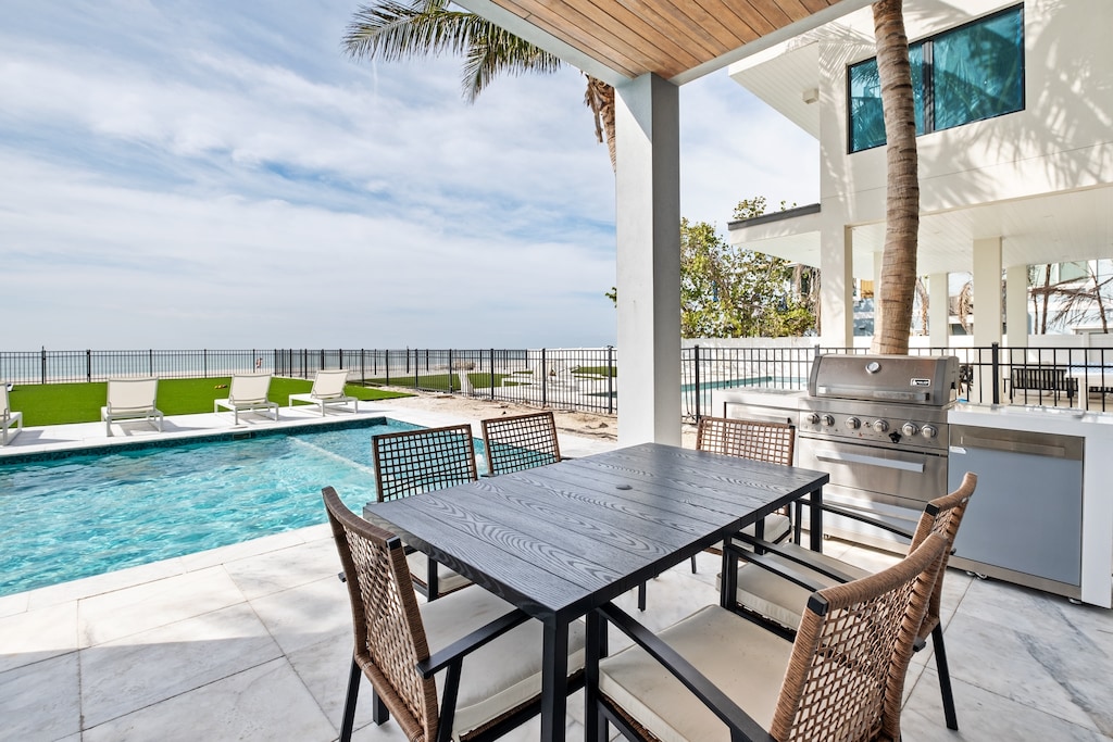 Poolside Lounge Area