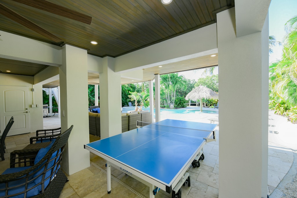 Serenity Beach - AMI Locals