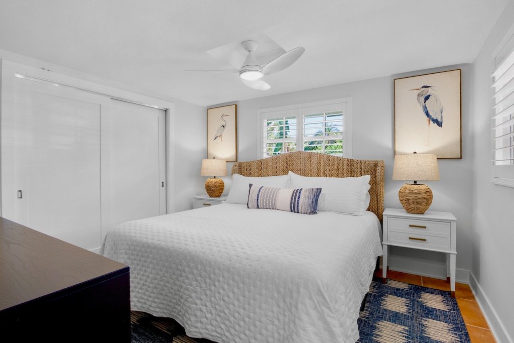 Second Bedroom, King bed