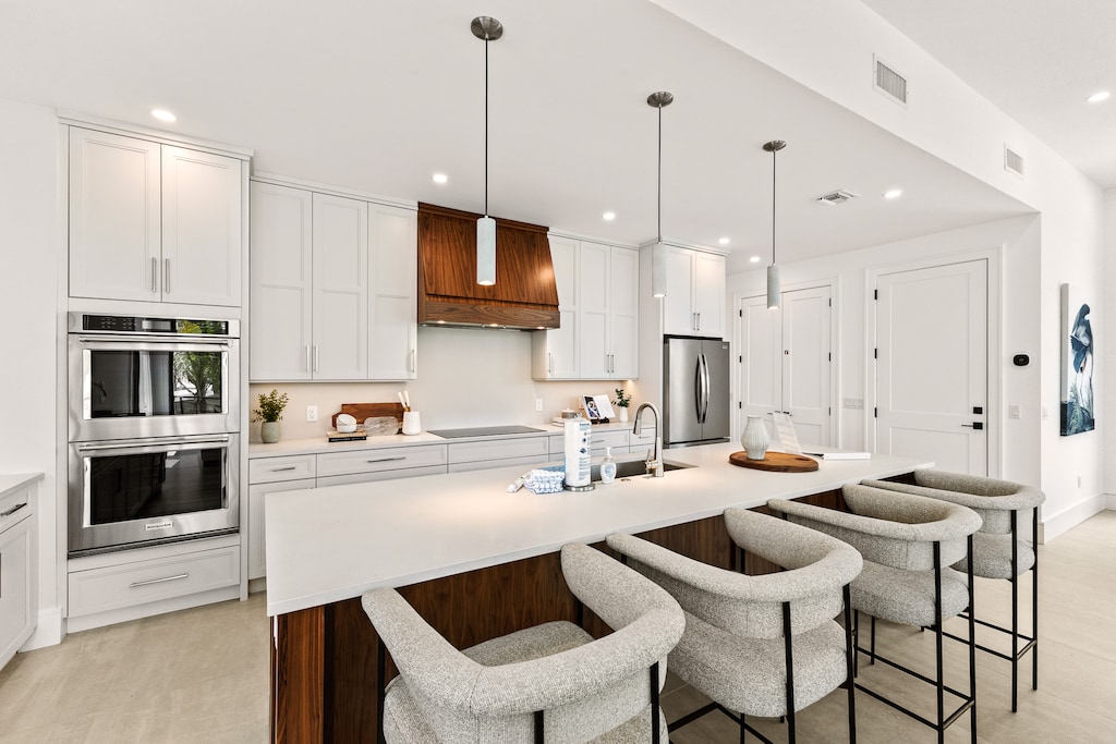 Kitchen, Breakfast Bar