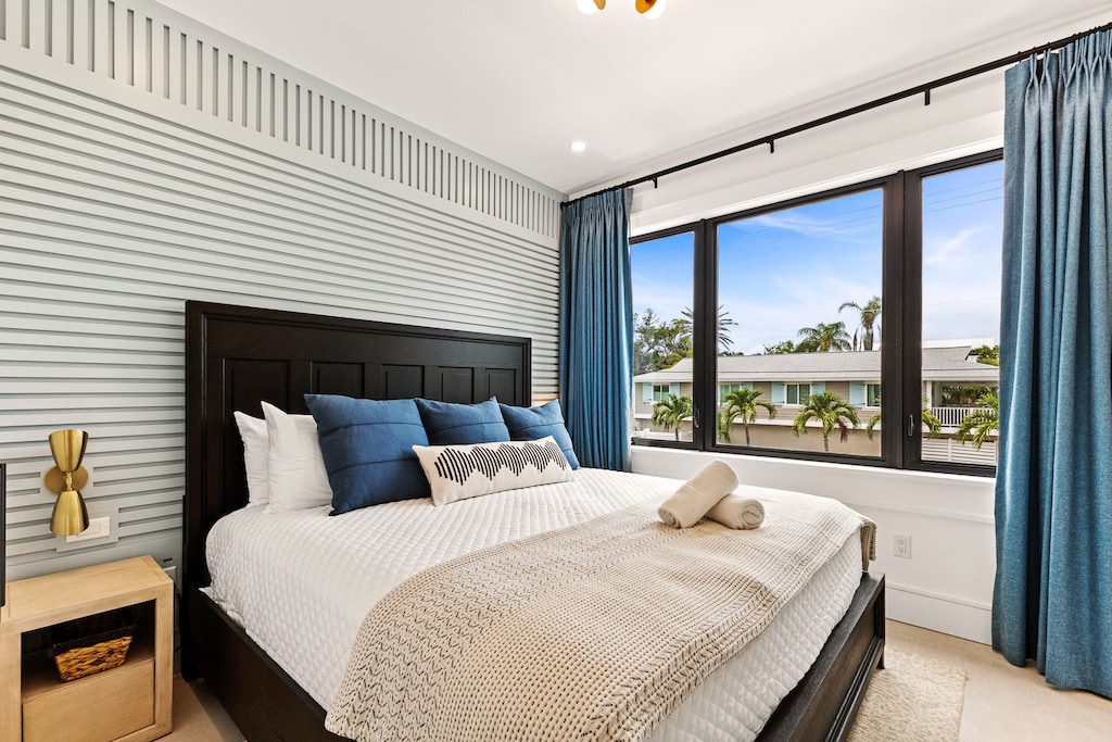 Second Bedroom, King