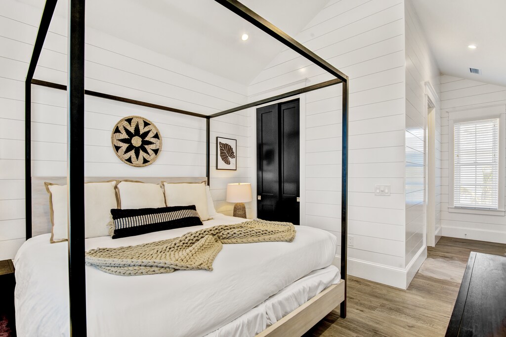 Fourth Bedroom - King