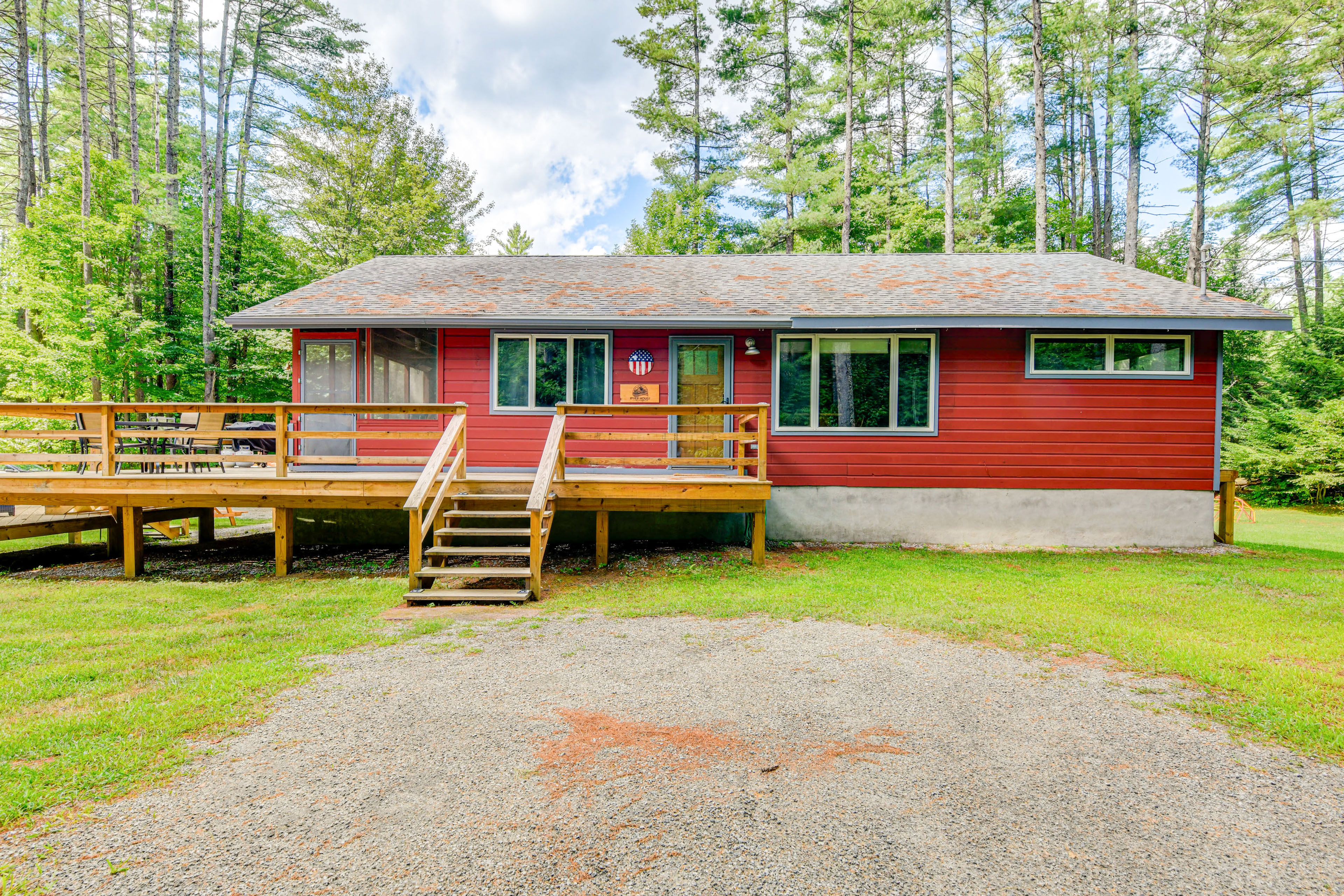 Forested Retreat w/ Sauna: 5 Mi to Schroon Lake