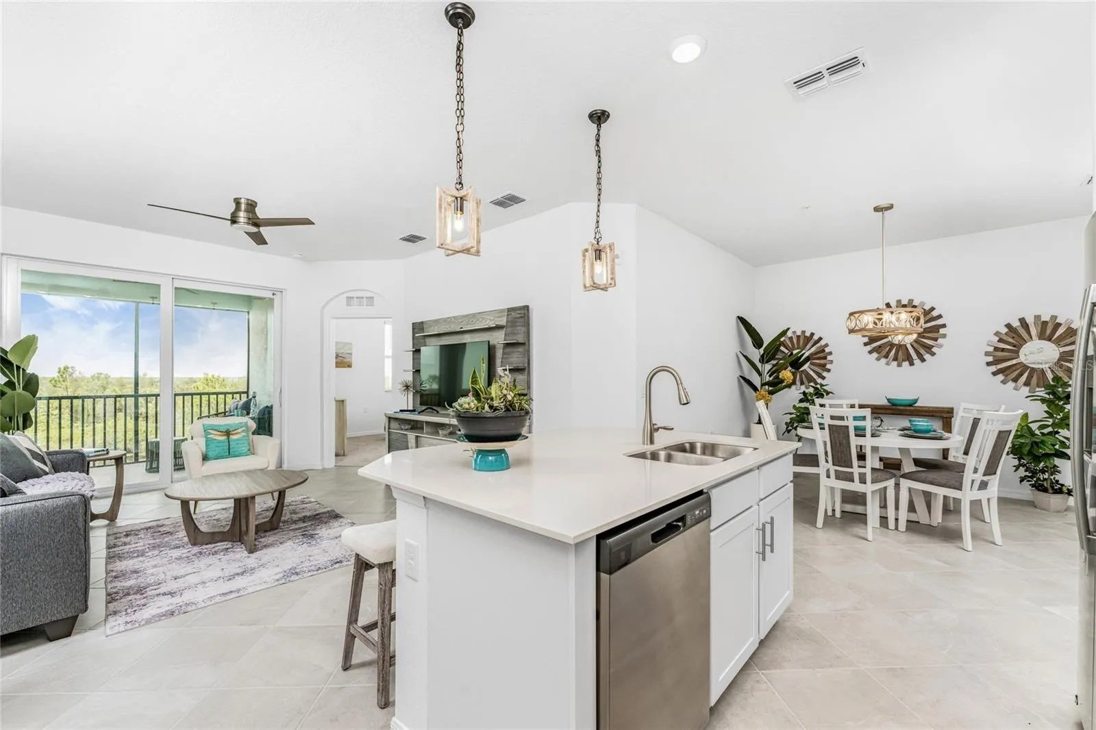 Gorgeous 3 bedroom, 2 bathroom condo in Heritage Landing Golf and Country Club Gorgeous 3 bedroom, 2 bathroom condo in Heritage Landing Golf and Country Club