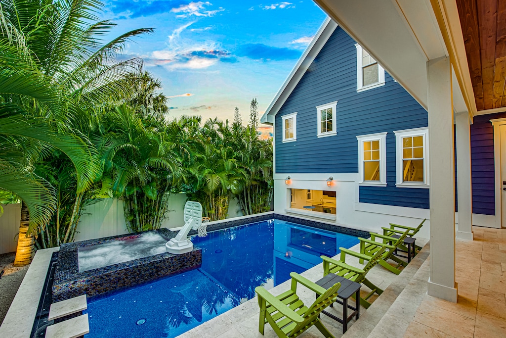 Private Pool with Seating