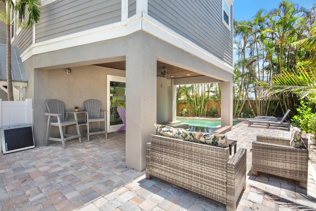 Poolside Lounge Area