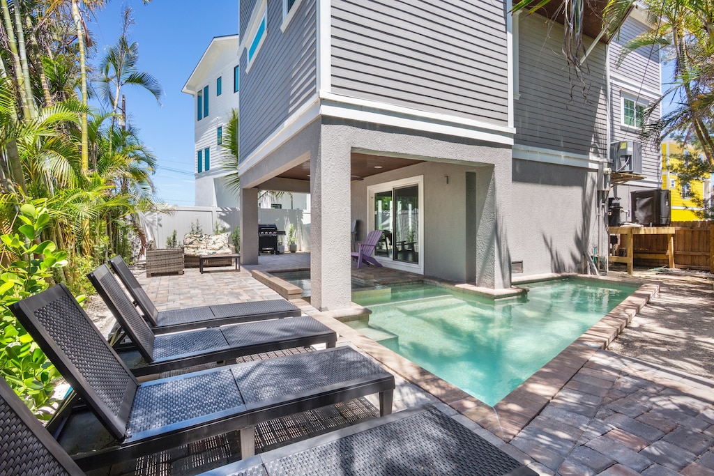 Private Pool and Spa