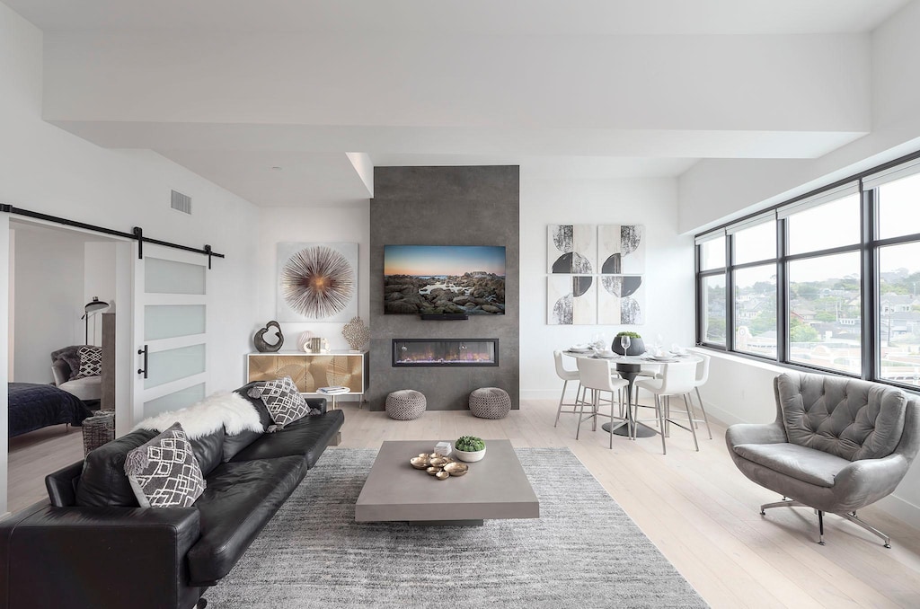 Living Room with Fireplace and HDTV