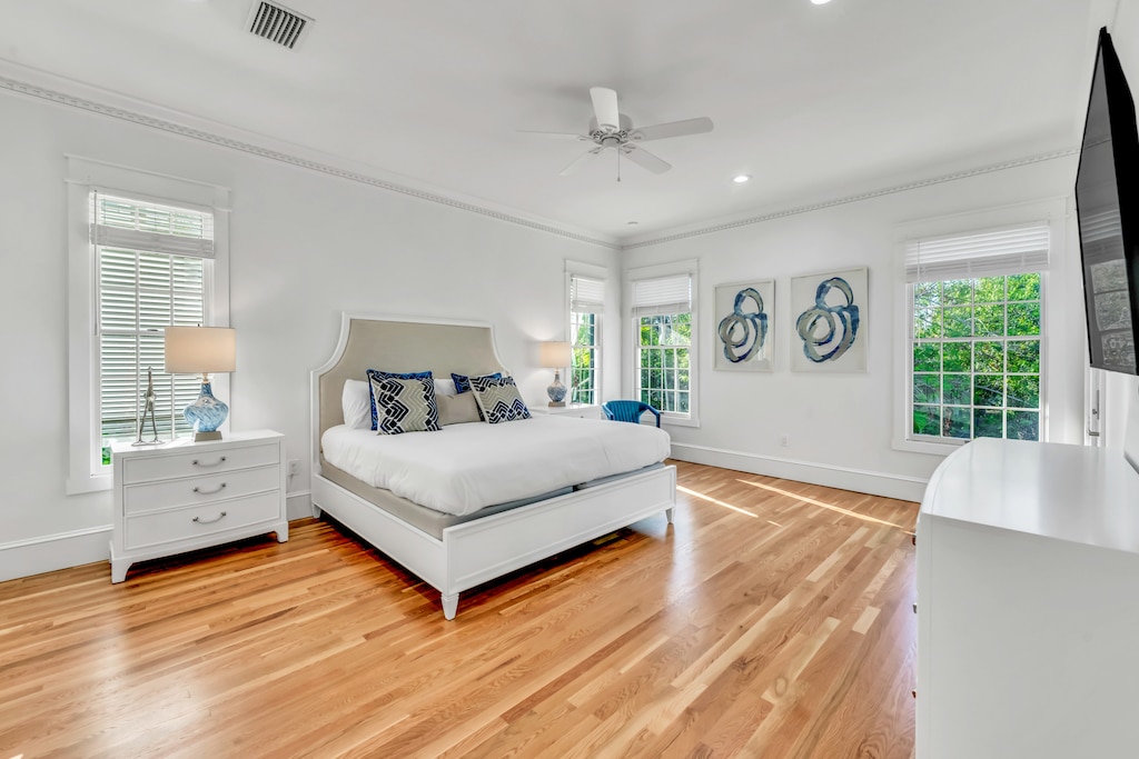 Primary Bedroom - King