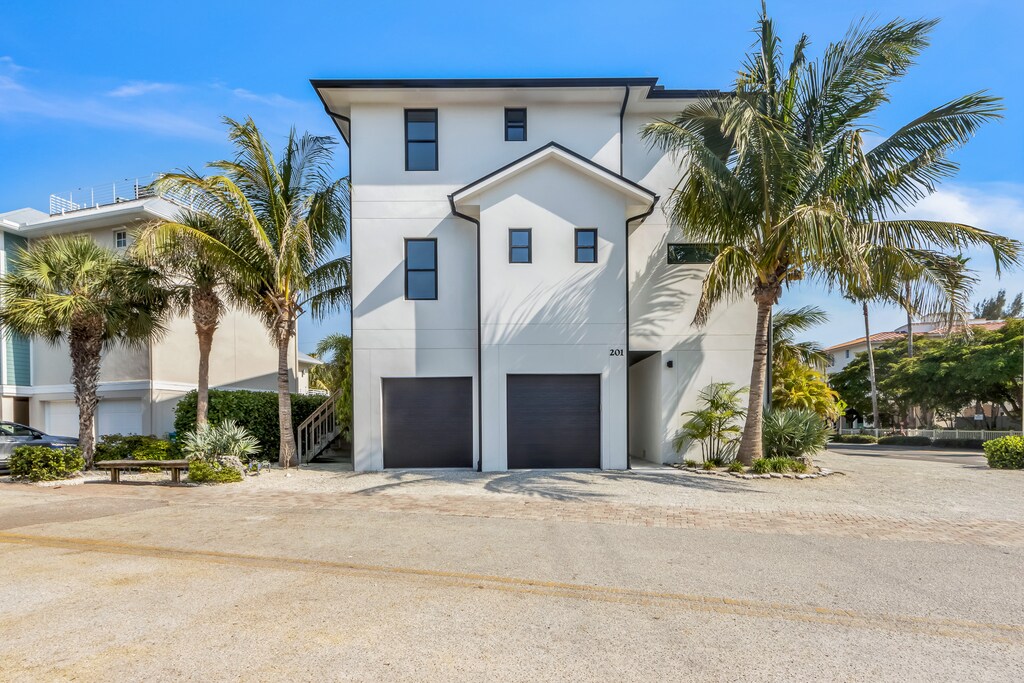 Exterior of Gulf Horizons by AMI Locals