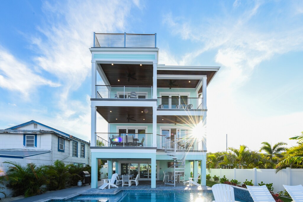 Bayfront Retreat by AMI Locals