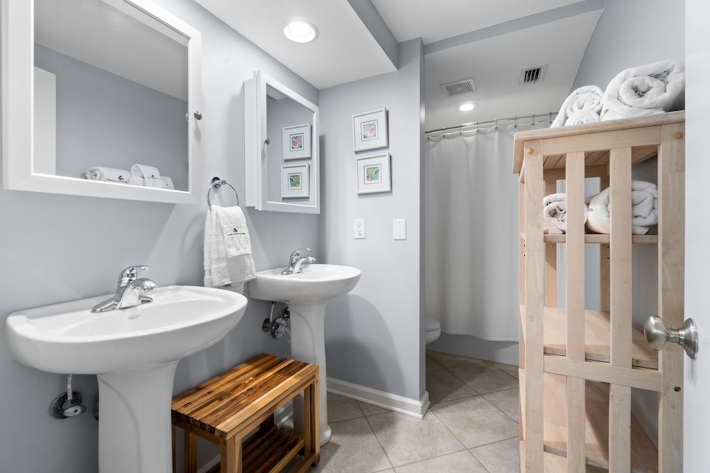 Primary ensuite bathroom