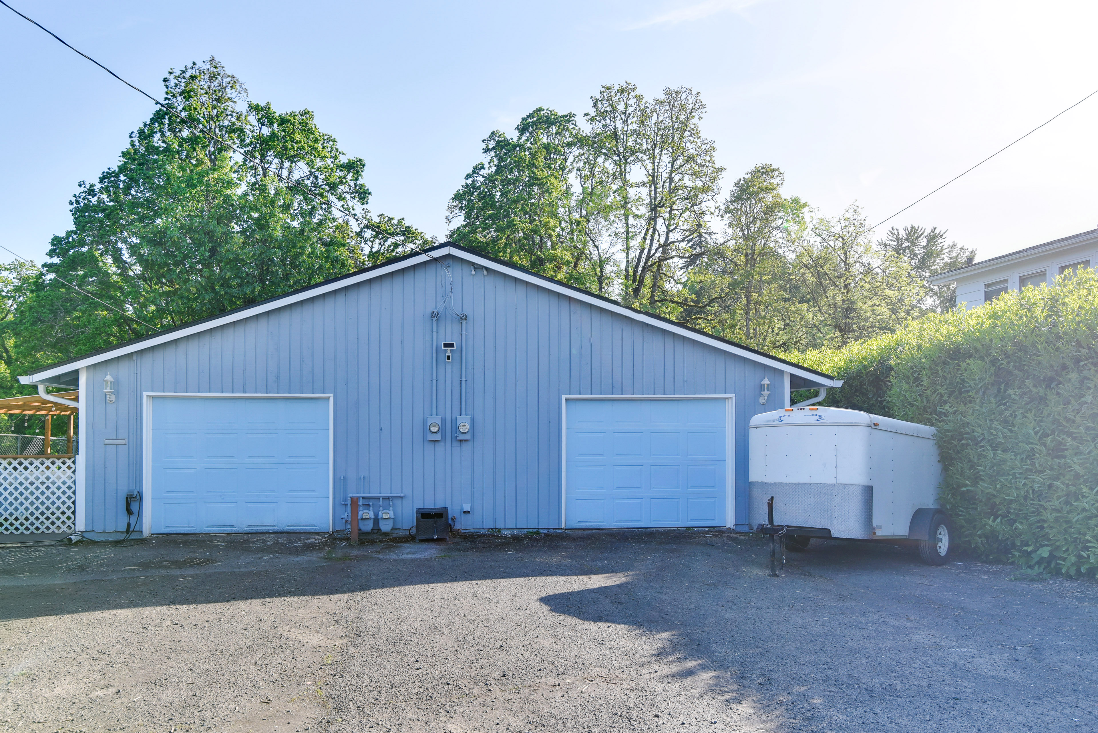 Walk to Dtwn Milwaukie: Family Gem w/ Creek Access