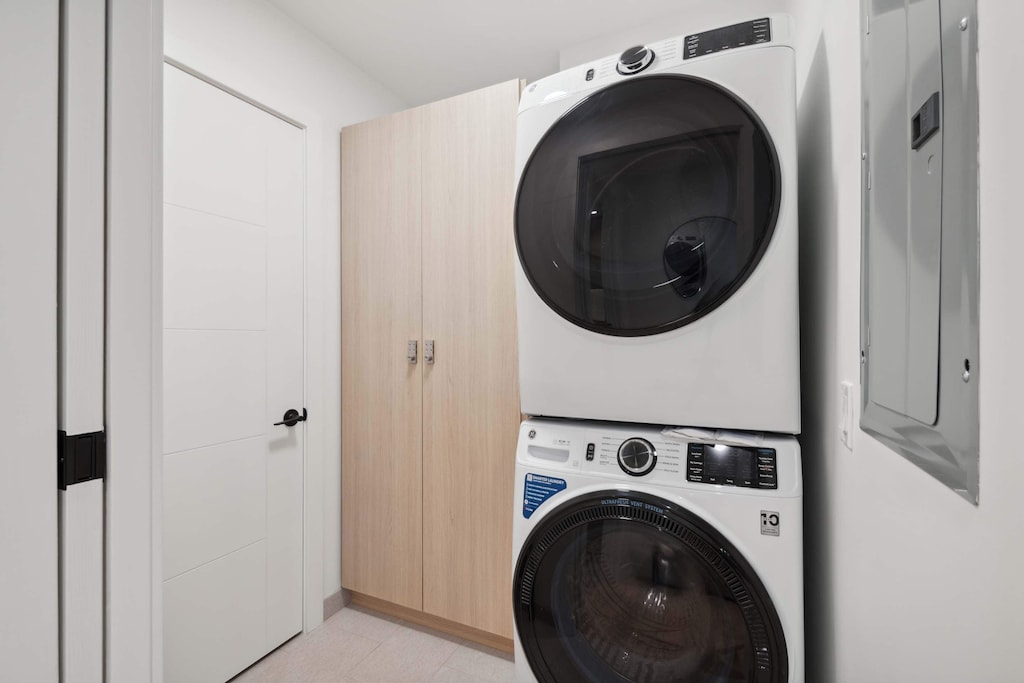 frontgate226-3533_54500040692_o_1