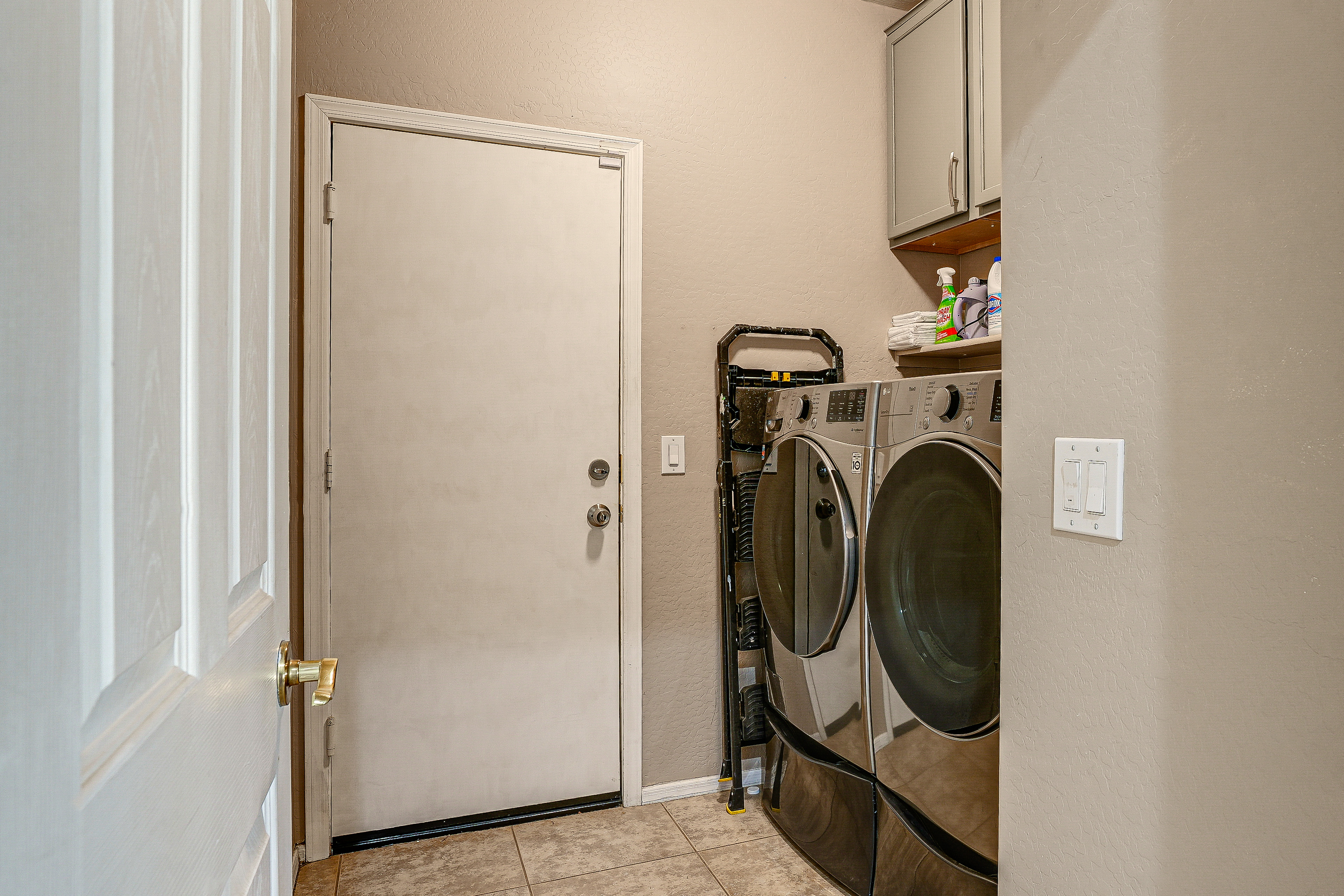 5 Mi to Surprise Stadium: Chic Home w/ Pool