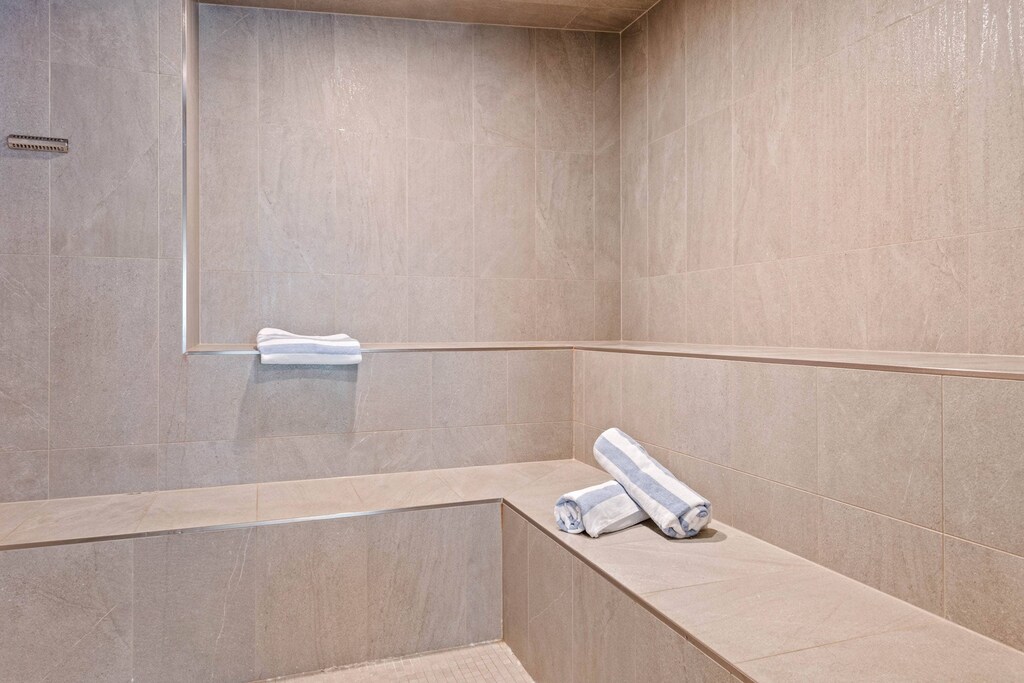 st-james-amenities-2922_52165164102_o