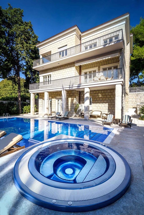 Villa Jaka - Private villa with pool in Split
