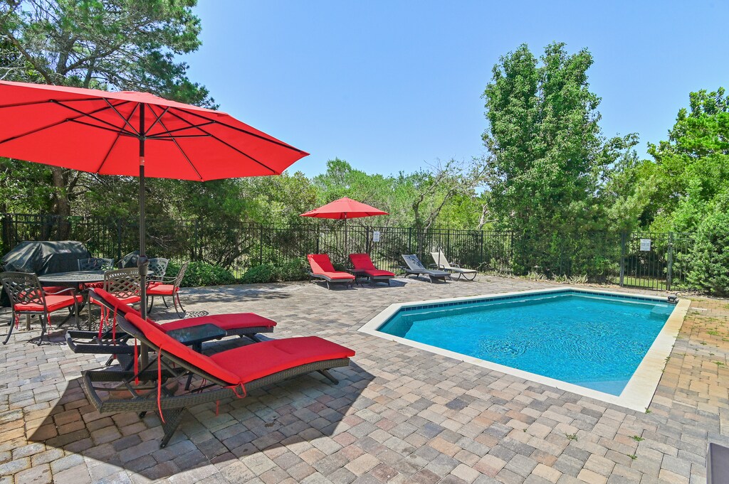 Paradise Cove private pool