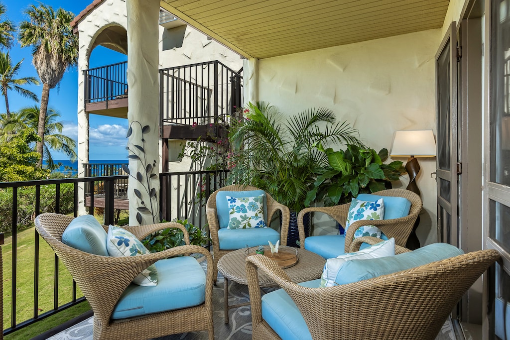 Beautiful outside oasis and comfy seating