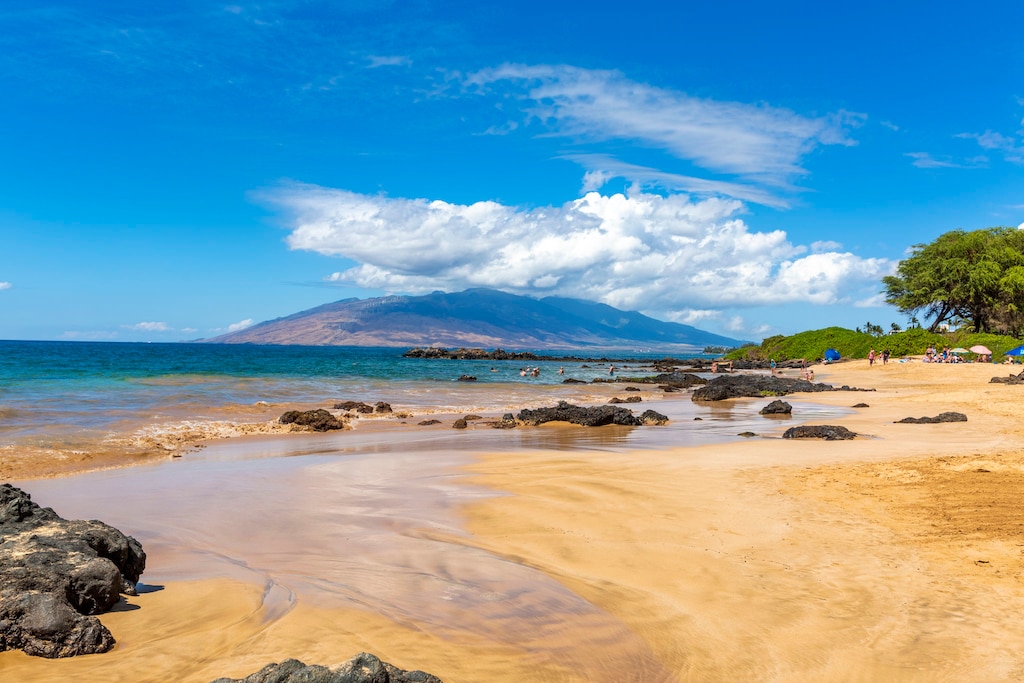 LookingToward the West Maui Mountains from Kam III Beach