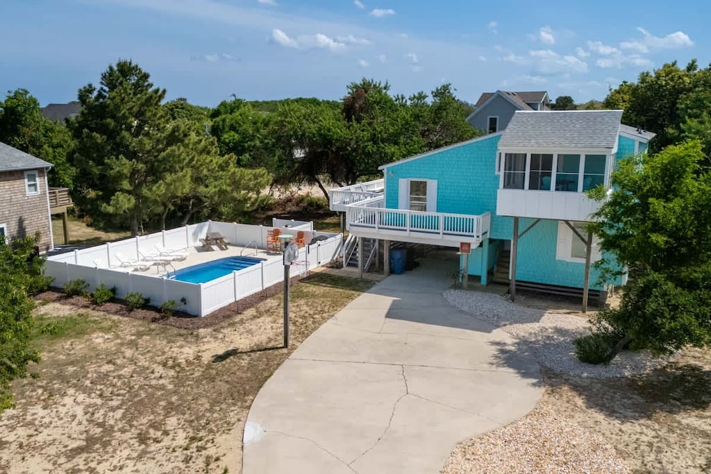 The Place to Be in Duck, NC 📍