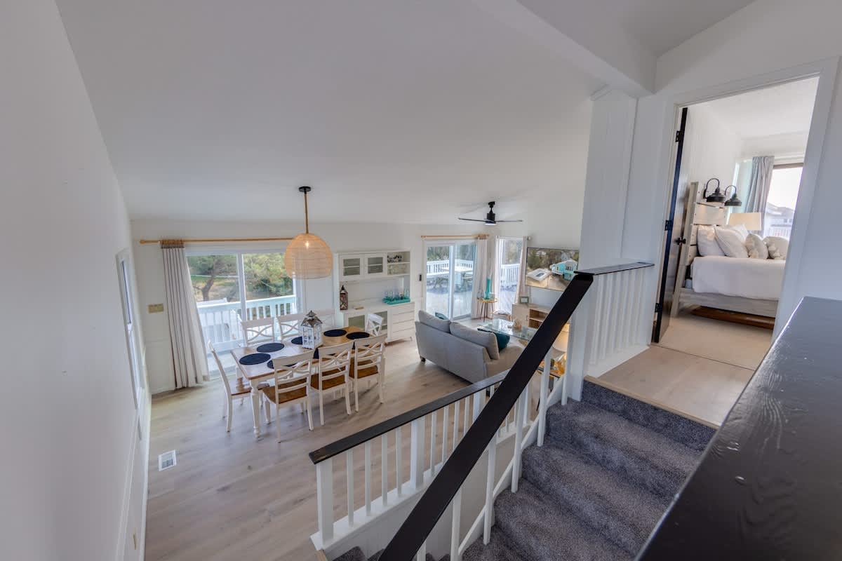 Saltwater Pool | Hot Tub | Town of Duck