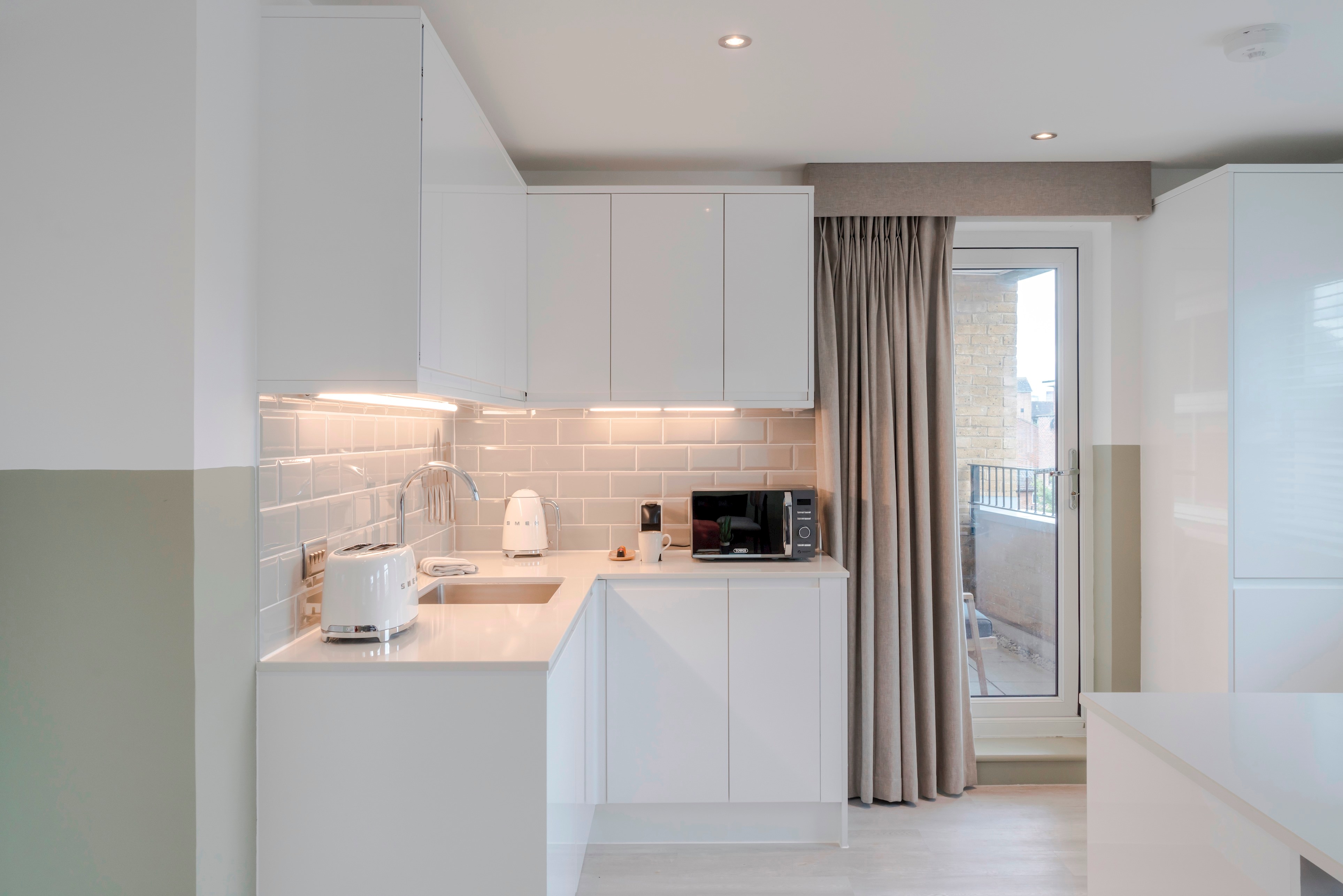 Two Bed Apartment with Balcony