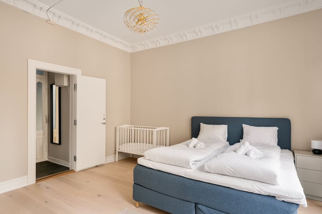 Top of the class sleeping arrangements for both adults and infants.