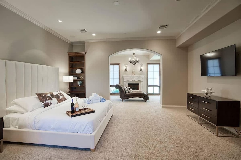 Master King Suite - Luxurious master suite with chaise lounge and personal fireplace