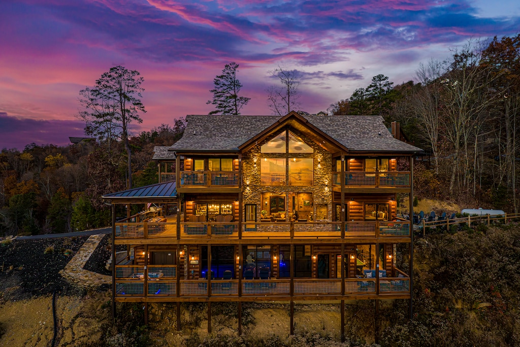 Rear Exterior Night View