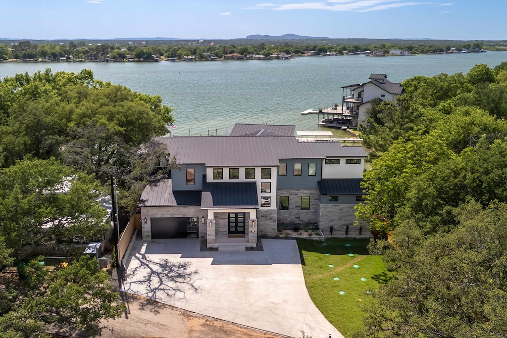 Stunning Views of Lake LBJ and Round Mountain 