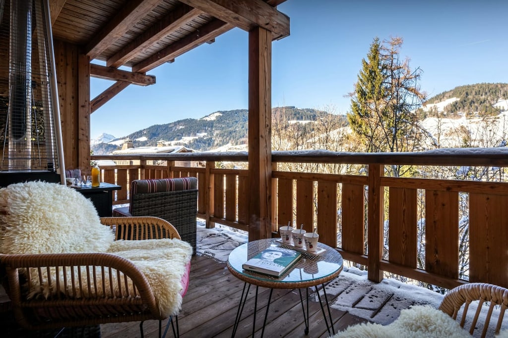 Balcony & winter view