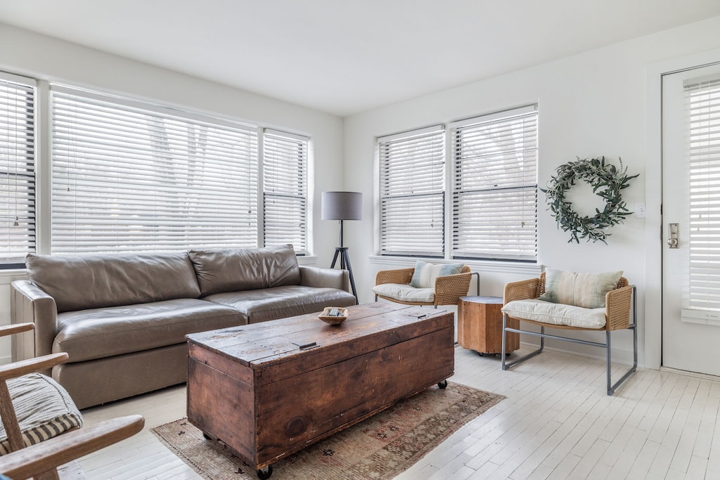 Minimal effort, maximum comfort. Come on in.