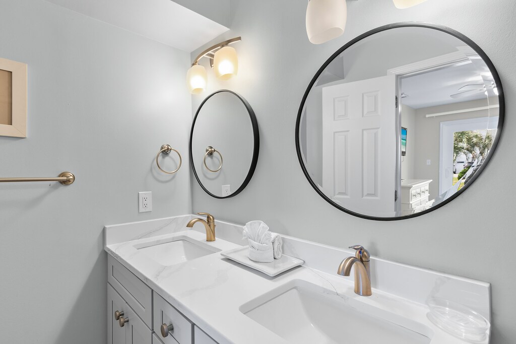 Master bathroom