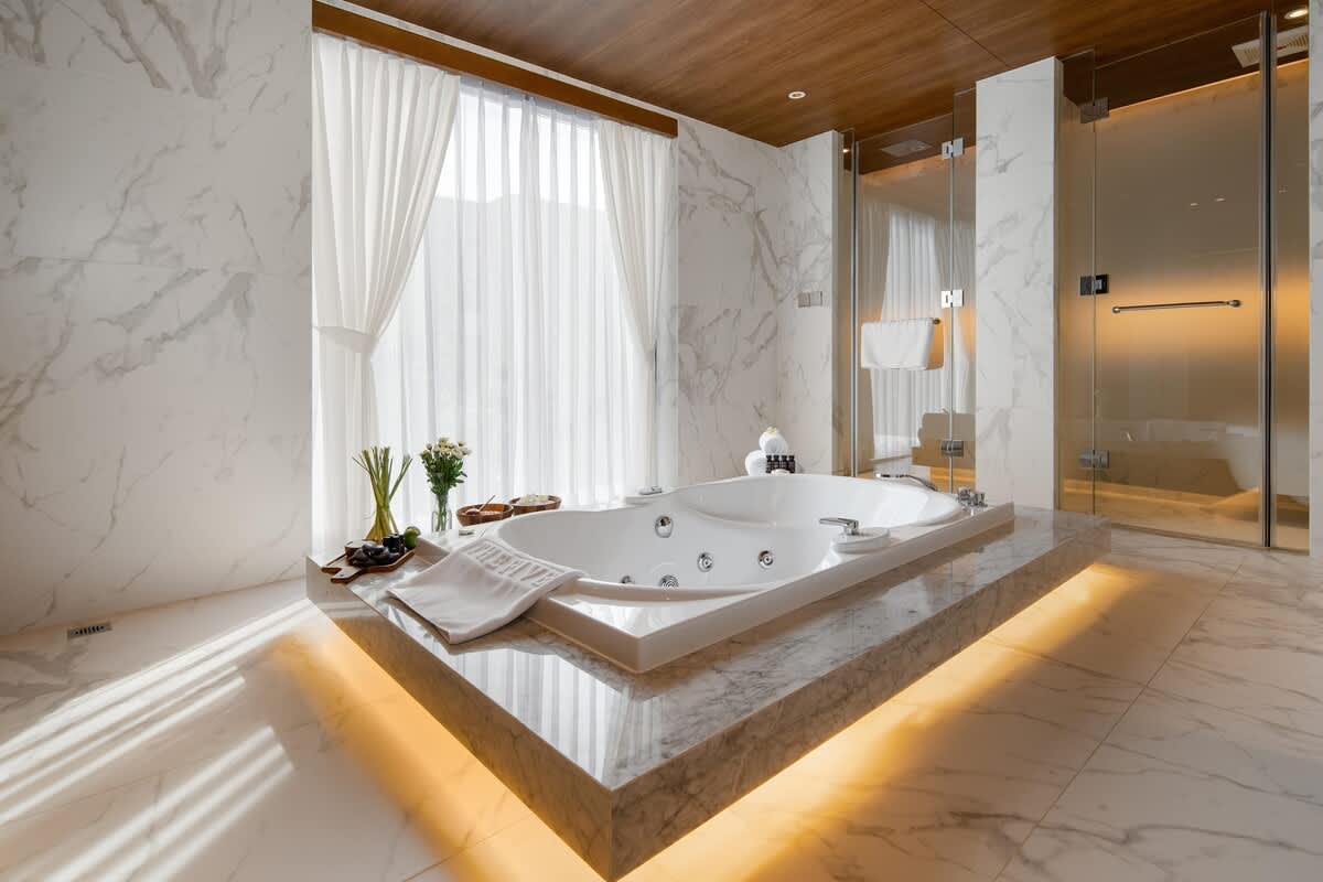 Beachfront Luxury Villa: Your Private Paradise