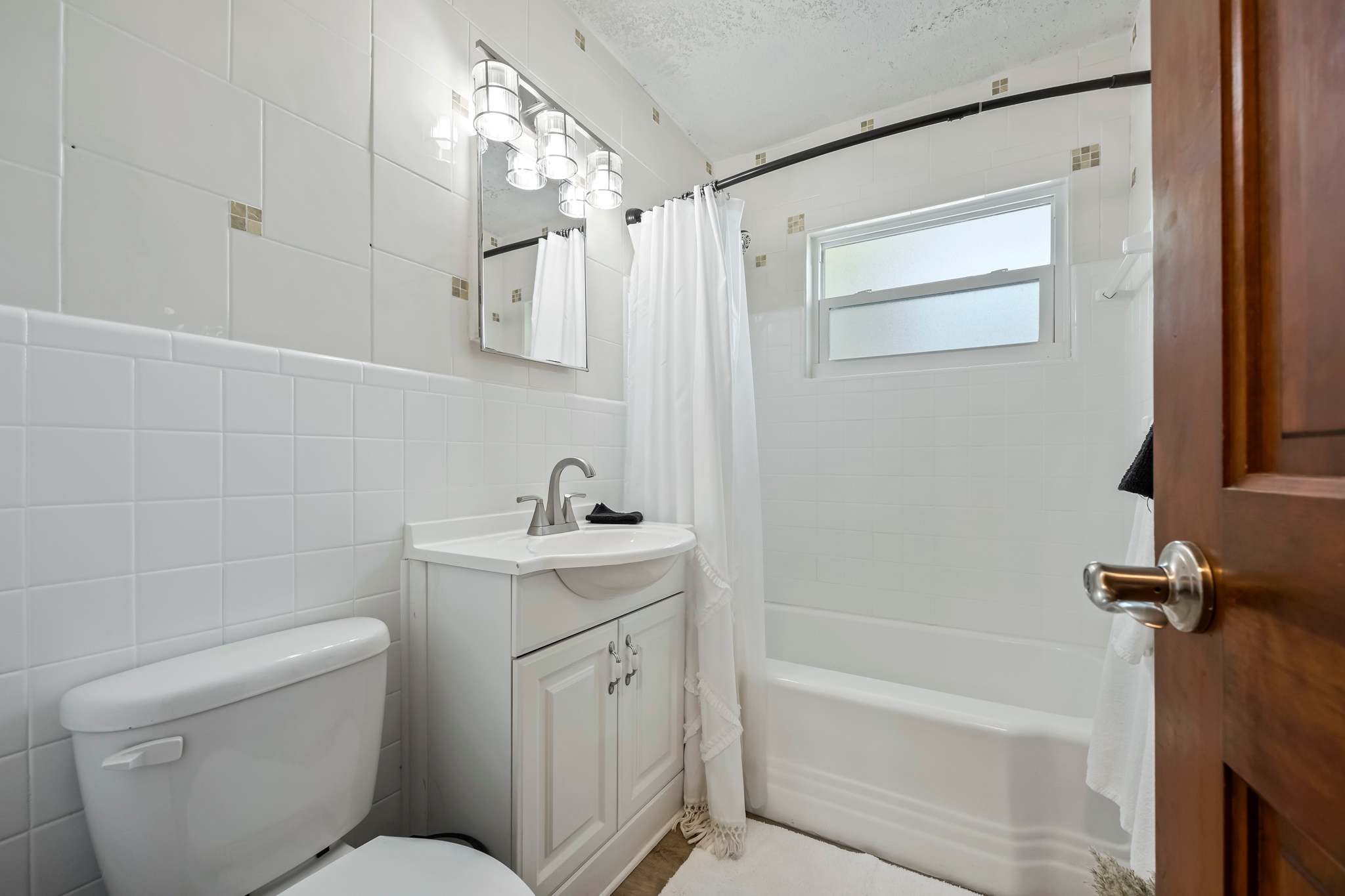 Sandpiper 𓇼 2BR/1BA Across From Beach!