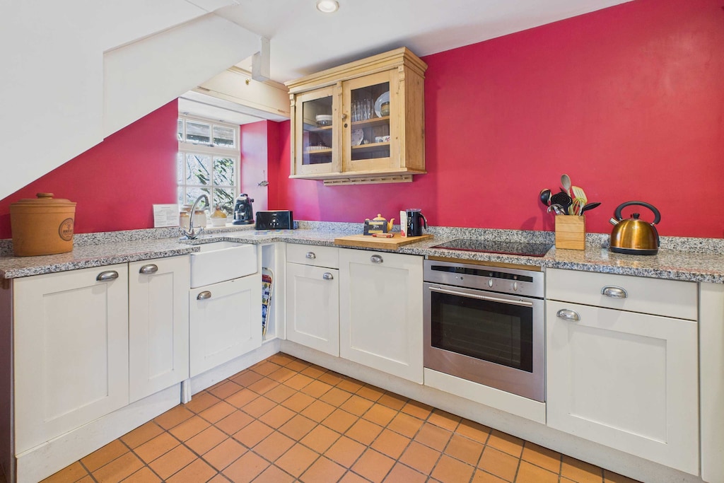 Stonecrop Cottage, Alwinton - Host & Stay