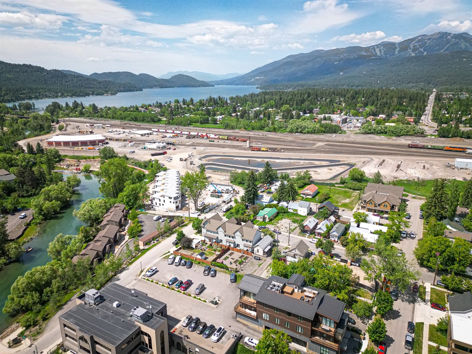 Situated in downtown Whitefish, the O`Brien building offers quick access to Whitefish Lake, Big Mountain & excellent restaurants and shops | Exterior Situated in downtown Whitefish, the O`Brien building offers quick access to Whitefish Lake, Big Mountain & excellent restaurants and shops | Exterior