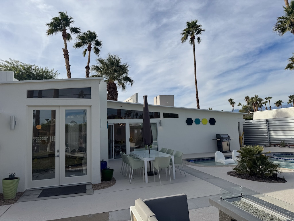 K0033-Temps-Outdoor Dining