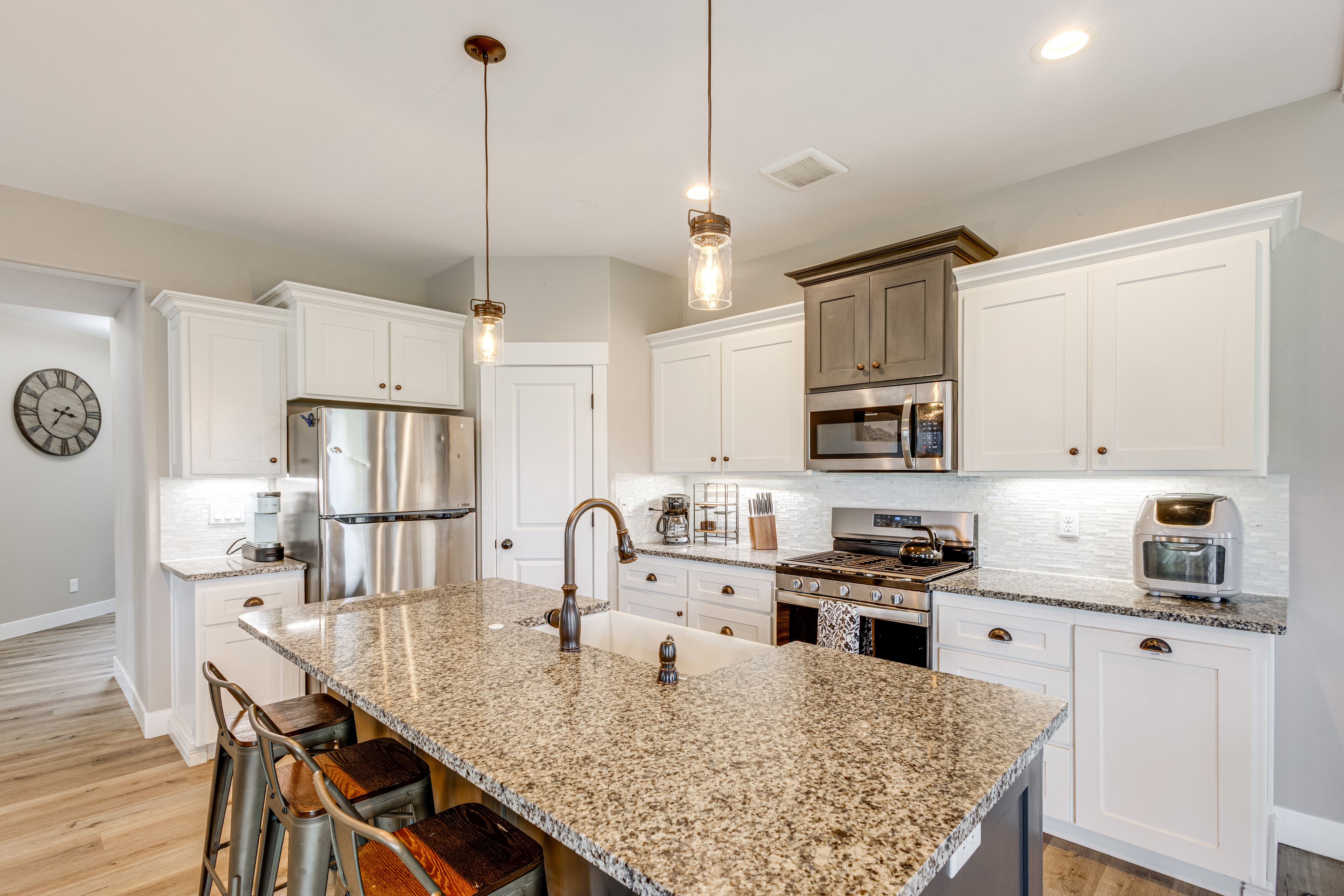 4 Mi to Snake River: Family Home w/ Yard in Rigby