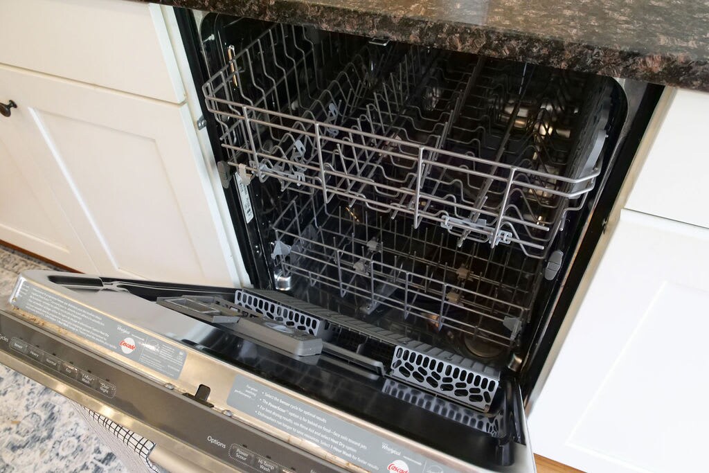 The Knocking Bird- Mins to CLE Clinic