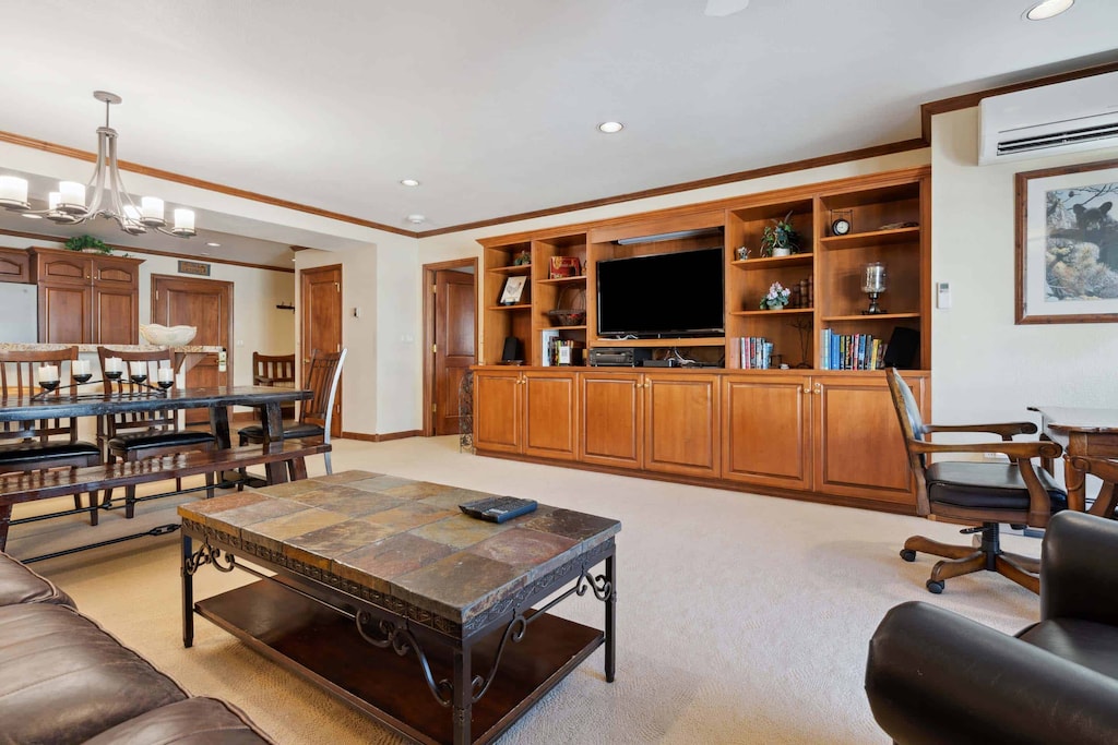 stjames-218-3678_54532055492_o